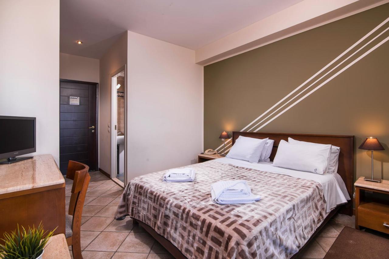 Hotel Aigli Peraía Eksteriør billede