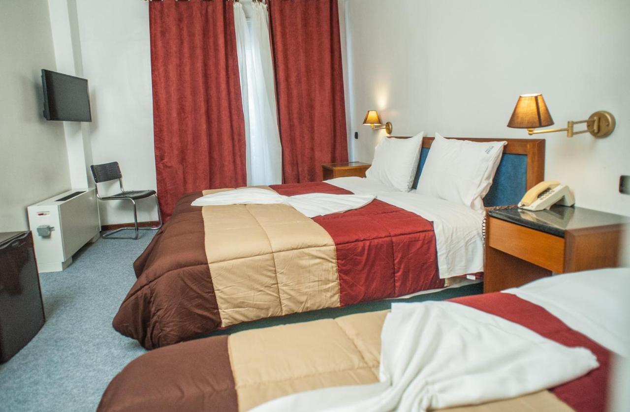 Hotel Aigli Peraía Eksteriør billede