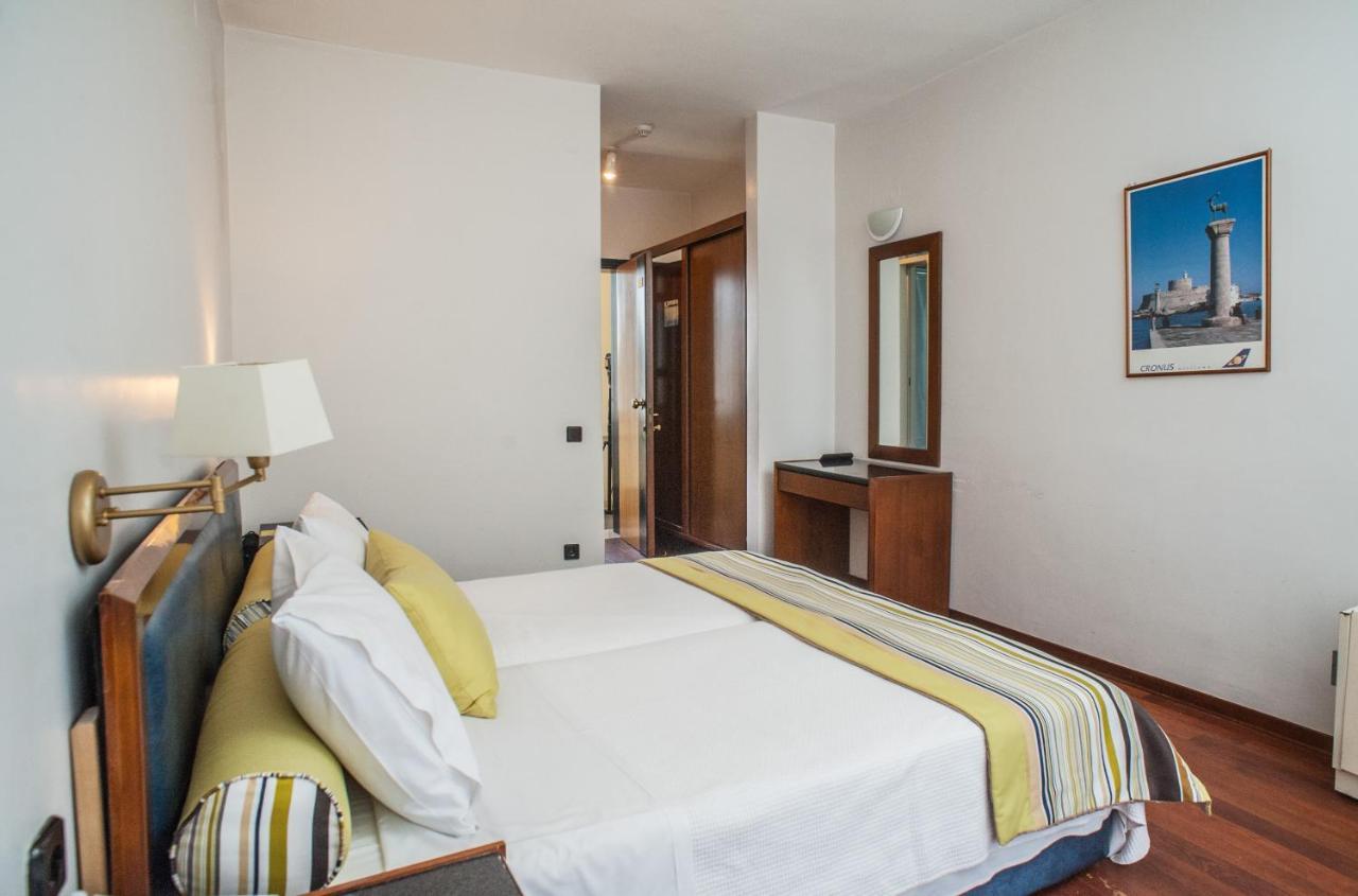 Hotel Aigli Peraía Eksteriør billede